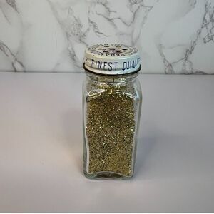 Vintage Paramount‎ Los Angeles CA Non-Tarnish Gold Colored Glitter Novelties
